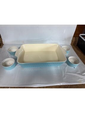 Dowan Blue Ceramic Baking Dish with 4 Ramekins Set
